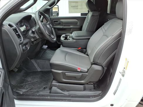 New 2026 RAM 5500 Tradesman w/ Chrome Appearance Group image 11