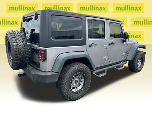 Used 2015 Jeep Wrangler Unlimited Sport w/ Connectivity Group AWD/4WD image 3
