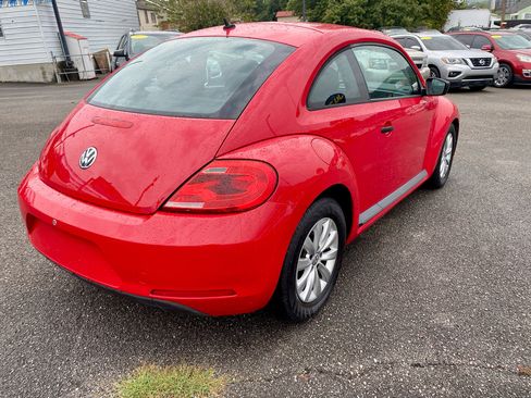 Used 2014 Volkswagen Beetle 1.8T image 7