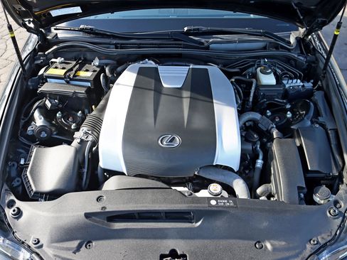 Used 2020 Lexus IS 300 AWD w/ Premium Package image 36