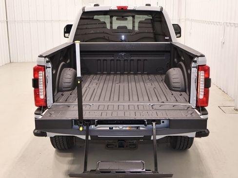 New 2026 Ford F350 Lariat w/ Black Appearance Package image 37