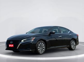 Used 2024 Nissan Altima 2.5 SV FWD video 2