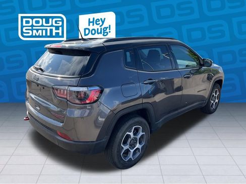 Certified 2022 Jeep Compass Trailhawk AWD/4WD image 5