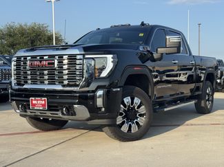 Used 2025 GMC Sierra 2500 Denali AWD/4WD video 2