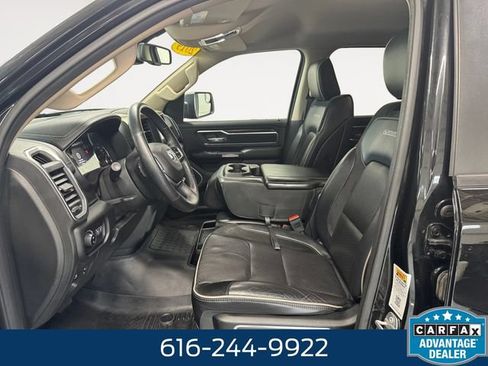 Used 2019 RAM 1500 Laramie AWD/4WD image 7
