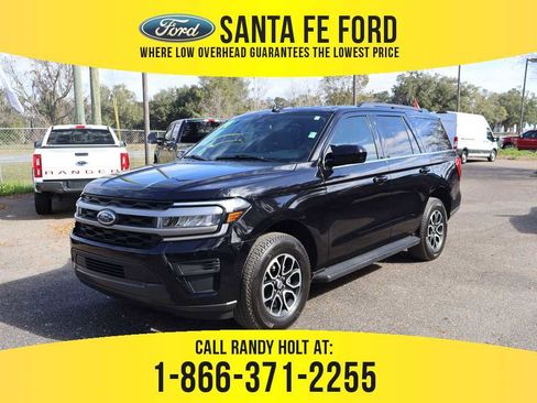 Used 2024 Ford Expedition XLT image 1