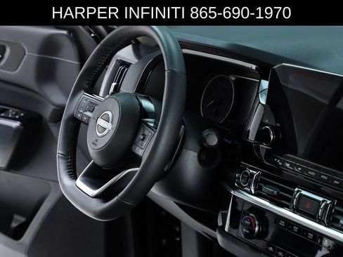 Used 2024 Nissan Pathfinder SL w/ SL Premium Package AWD/4WD image 34
