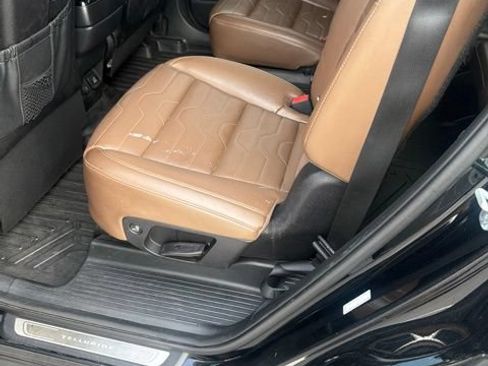 Used 2021 Kia Telluride SX w/ SX Prestige Package AWD/4WD image 5