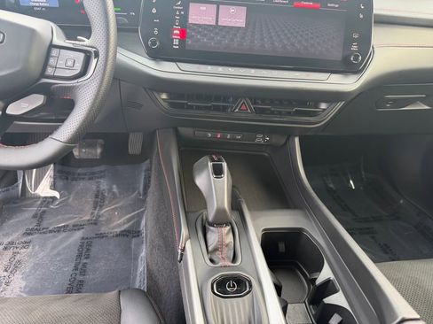 Used 2025 Dodge Charger R/T Scat Pack w/ Track Pack image 11