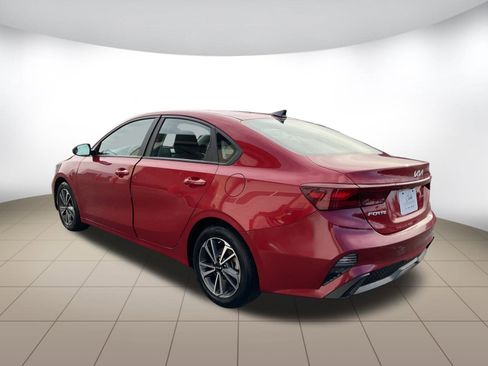 Used 2023 Kia Forte LXS image 5