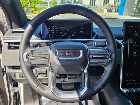 Used 2026 GMC Sierra EV Elevation AWD/4WD image 25