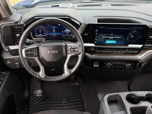 Used 2023 Chevrolet Silverado 1500 RST image 12
