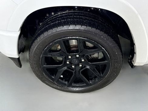 Used 2020 RAM 1500 Laramie image 29