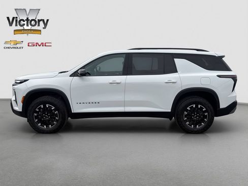 Used 2024 Chevrolet Traverse Z71 AWD/4WD image 3