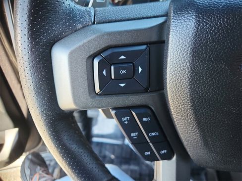 Used 2017 Ford F150 Raptor w/ Equipment Group 802A Luxury image 23