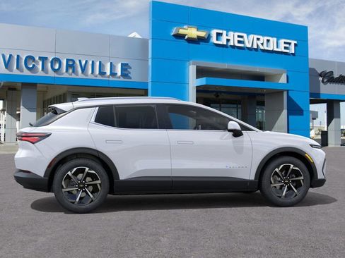 New 2026 Chevrolet Equinox EV LT image 5