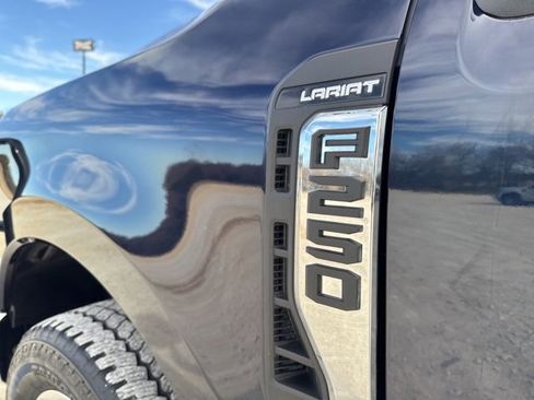 Used 2024 Ford F250 Lariat w/ Chrome Package image 10