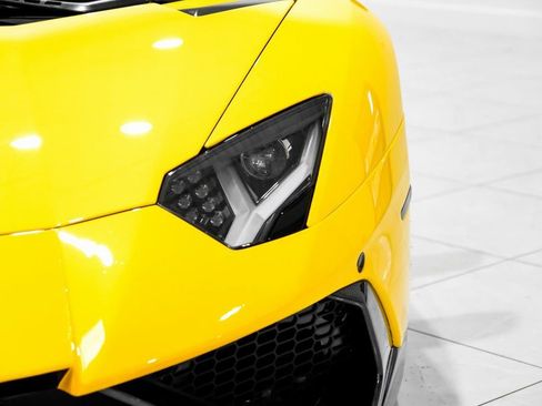 Used 2016 Lamborghini Aventador LP 700-4 image 27