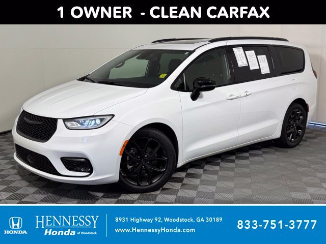 Used 2025 Chrysler Pacifica Limited FWD 360° Tour