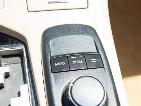 Used 2014 Lexus ES 350 w/ Premium Package FWD image 32