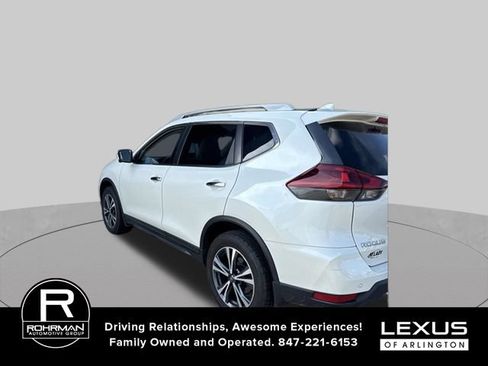 Used 2019 Nissan Rogue SV w/ Sun & Sound Touring Package AWD/4WD image 6