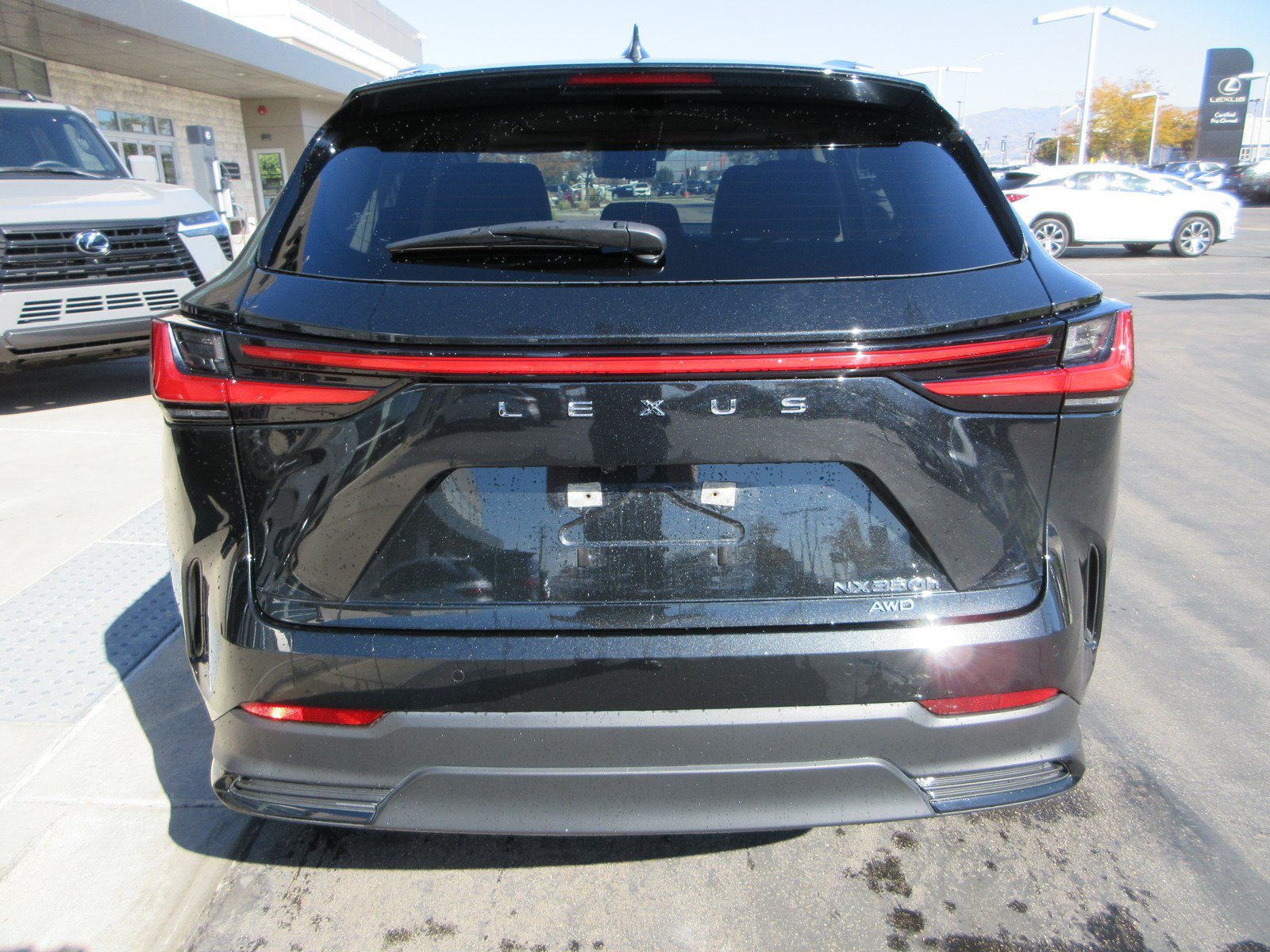 Used 2024 Lexus NX 350h AWD w/ Vision Package image 7