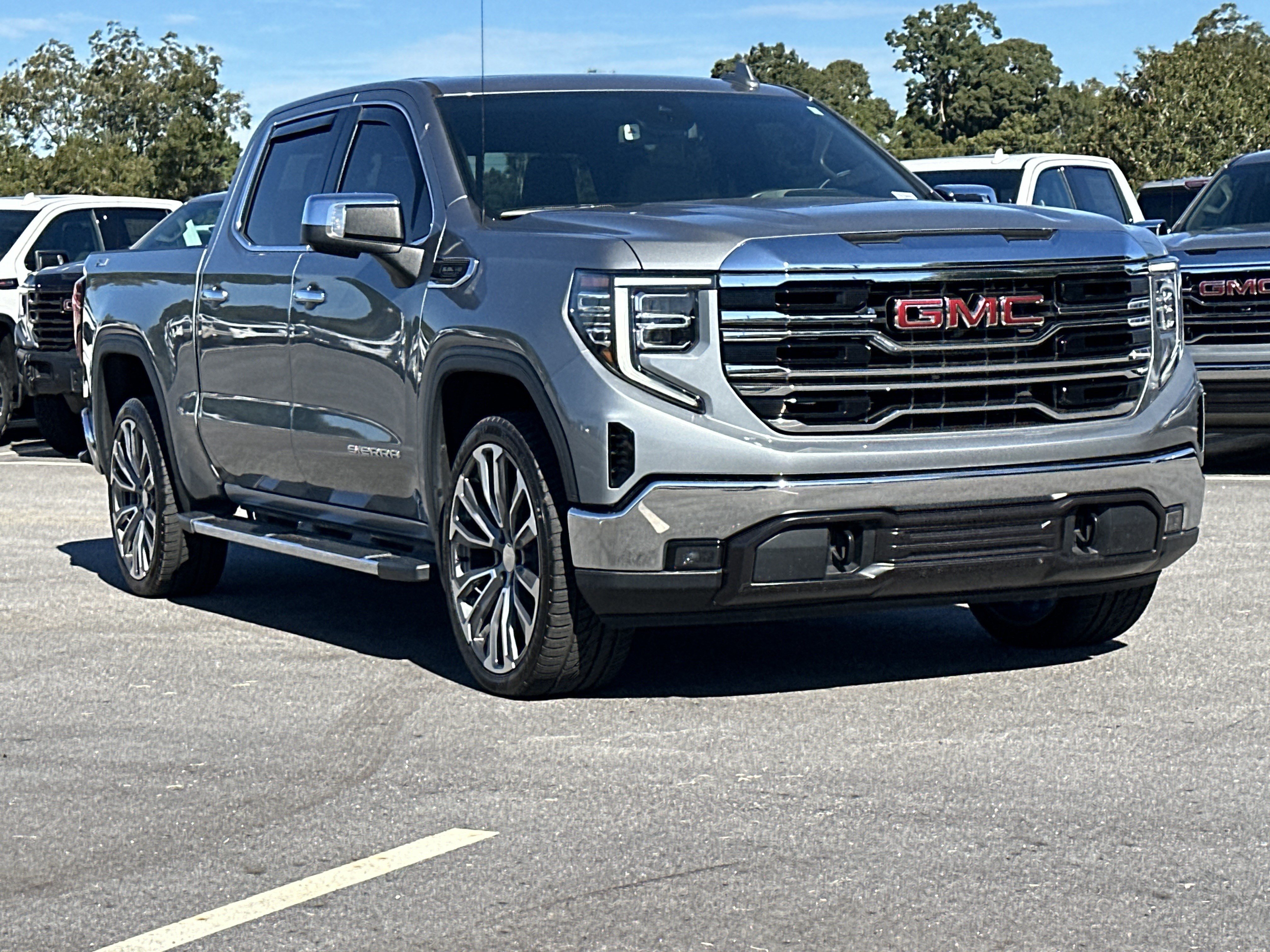 Certified 2023 GMC Sierra 1500 SLT w/ SLT Premium Package AWD/4WD image 3