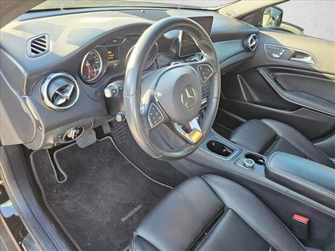 Used 2019 Mercedes-Benz GLA 250 GLA 250 image 12