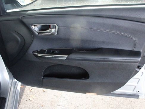 Used 2017 Toyota Avalon XLE image 43