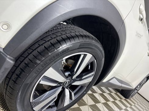 Used 2023 Nissan Rogue SL w/ SL Premium Package AWD/4WD image 35