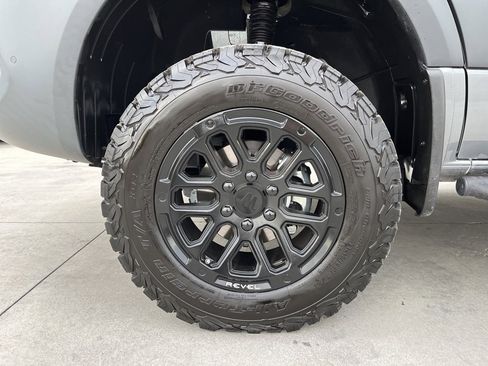 Used 2023 Mercedes-Benz Sprinter 144 Cargo image 4