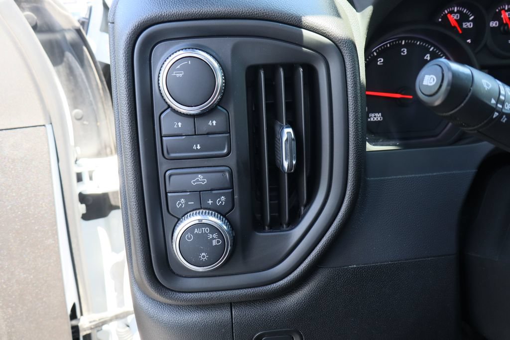 Certified 2024 GMC Sierra 3500 Pro w/ Convenience Package AWD/4WD image 14