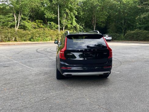 Used 2018 Volvo XC90 T6 Momentum w/ Convenience Package AWD/4WD image 6