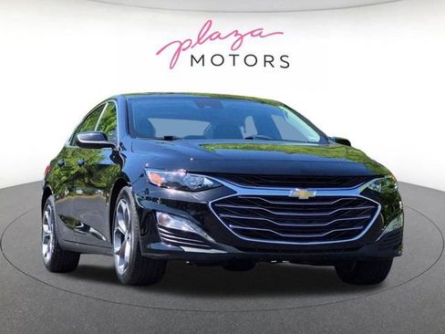 Used 2024 Chevrolet Malibu LT FWD image 3