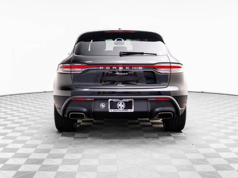 Certified 2026 Porsche Macan AWD/4WD image 10
