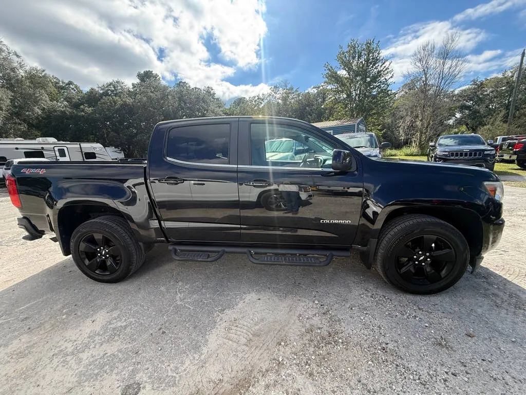 Used 2016 Chevrolet Colorado LT w/ Midnight Edition AWD/4WD image 4
