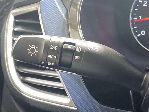 Used 2022 Kia Seltos Nightfall Edition image 33