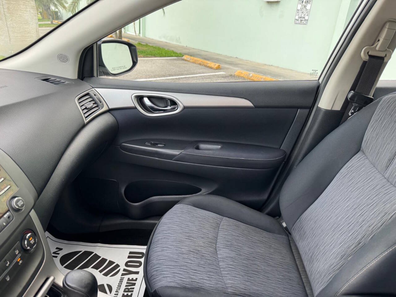 Used 2014 Nissan Sentra SV w/ SV Driver Package FWD image 21