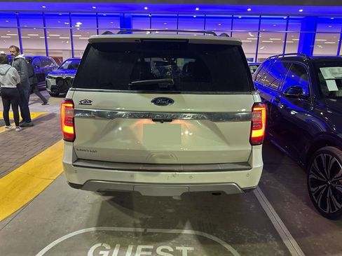 Used 2019 Ford Expedition Limited w/ Equipment Group 302A image 5