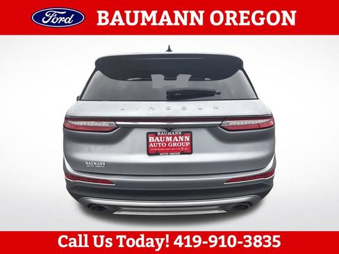 Used 2022 Lincoln Corsair AWD w/ Premium Package image 4