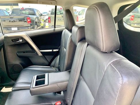Used 2015 Toyota RAV4 XLE FWD image 13