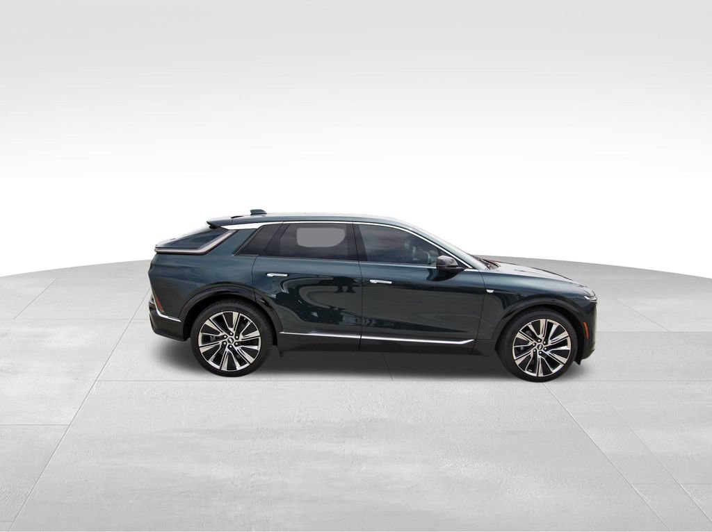 New 2027 Cadillac Lyriq Signature Luxury w/ Nappa Leather Package AWD/4WD image 5