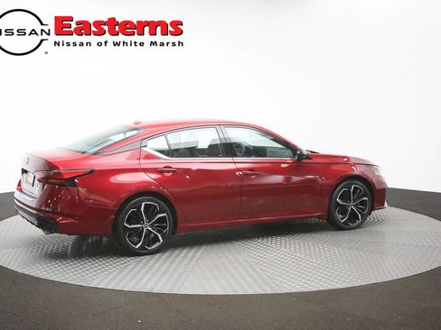 Used 2023 Nissan Altima 2.5 SR w/ SR Premium Package FWD image 42