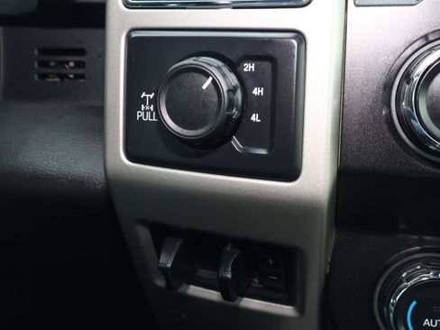 Used 2021 Ford F250 Lariat w/ Lariat Value Package image 29