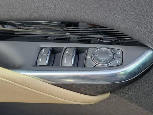 Used 2024 Cadillac XT4 Luxury FWD image 27