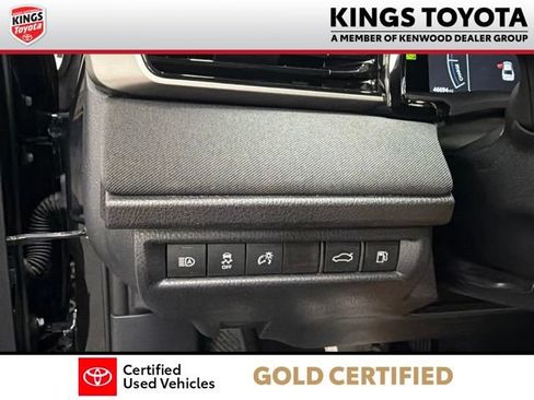 Used 2025 Toyota Camry LE FWD image 25