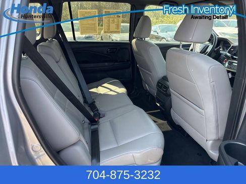 Used 2024 Honda Passport EX-L image 13