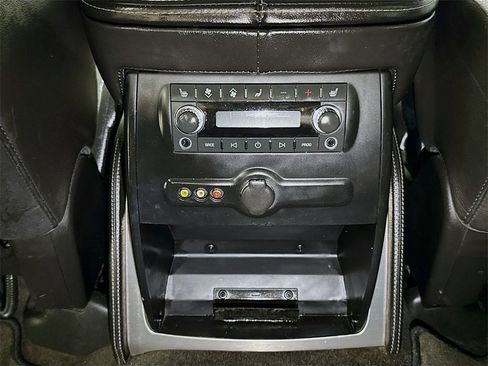 Used 2012 Cadillac Escalade ESV Platinum image 26