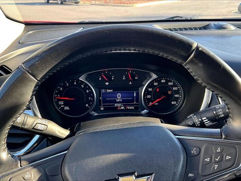 Used 2020 Chevrolet Equinox LT w/ Sport Edition image 26