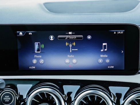 New 2026 Mercedes-Benz CLA 250 image 12